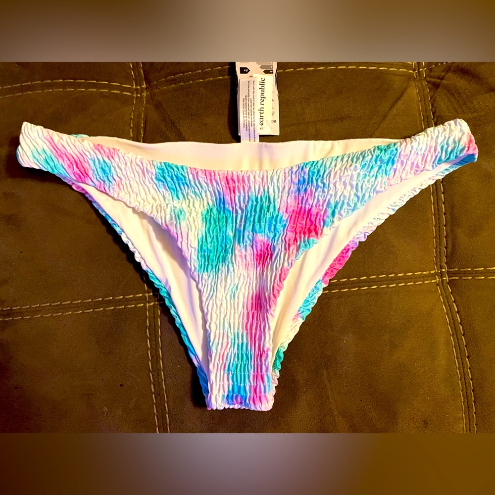 Brand new with tags bathing suit bottoms tie die